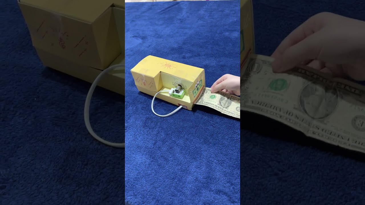 Crowbits - Explorer Kit - Piggy Bank Demo - YouTube