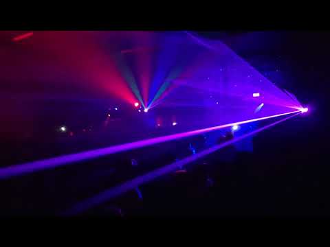 Groseilles / Récréa-Circus / Raditek / Du lourd dans le Hangar