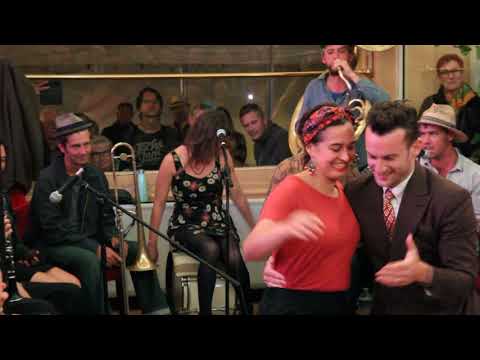 TUBA SKINNY A CHATEL GUYON