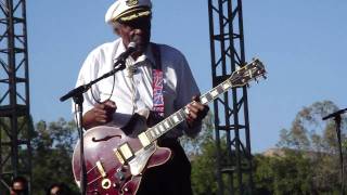 Chuck Berry &quot;Every Day I Have The Blues&quot; @ Hootenanny 2010