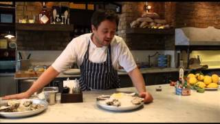 How to shuck oysters - Wright Brothers Spitalfields