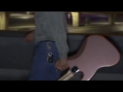 Javi Vera - PEASANTQUEEN (Official Visualizer)