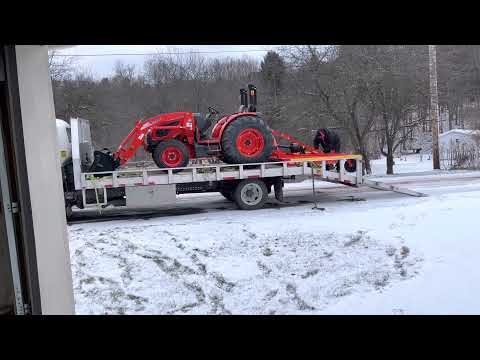 Kioti DK4710 delivery day (video 2 of 5)