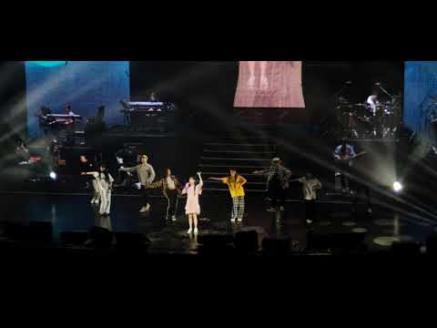 [191207][Fancam] IU Love Poem in Singapore En-Encore Stage - 미리 메리크리스마스 (Merry Christmas in Advance)