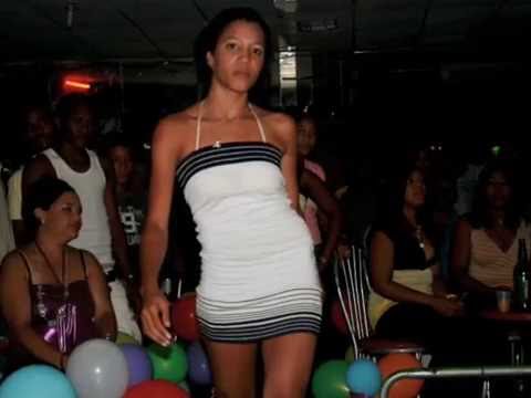 Pasarela En Vicente Noble