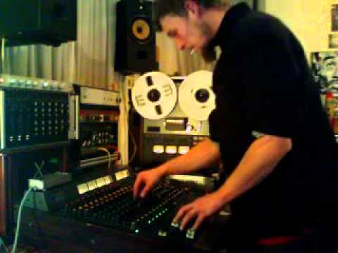 Live analogue dub mixing session on Roots Radio INTL 12/11/13 (2hours)