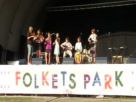 Fetaste Folkmusiksensemblen - Soundcheck i Folkets Park, Malmö (2012 05 28)