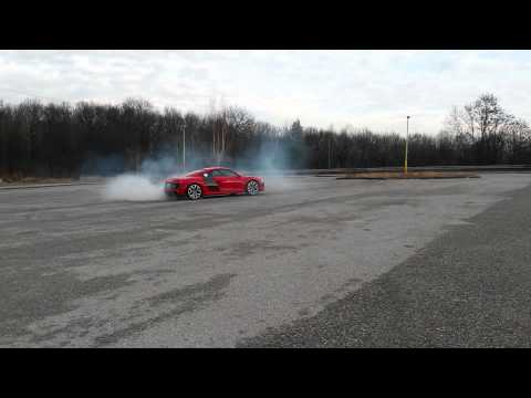 AUDI R8 RWD - first test