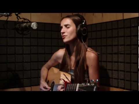 Ana Free sings Rihanna - We Found Love (Live Studio Session)