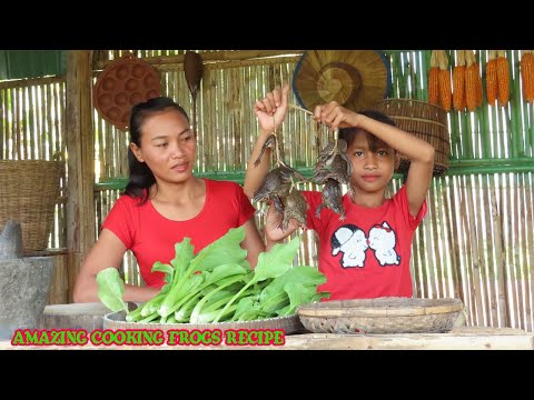 Easy and Quick, Amazing Delicious Cooking Frogs with Banana Flower Recipe.
