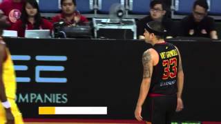 David Arnold Beats the Buzzer with the Three