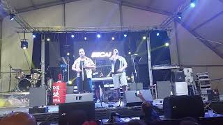 Que caprichoso es el amor