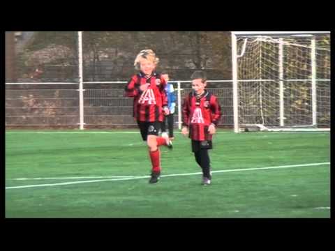 Excelsior'31 F2 -  DES F1 ( Excelsior'31 F2 Officeel  Kampioen )