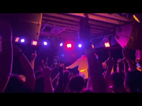 Rejjie Snow - SUNNY CALIFORNIA 😵‍💫🎸 Live @ The Velvet Underground (20Apr2022)