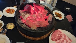 여름에도 줄 서서 먹는 돼지고기