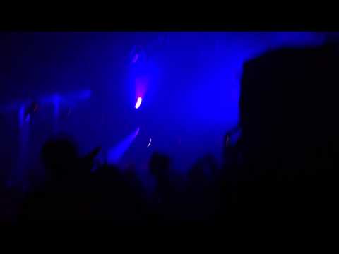 Wonderwall 2night (Mark Oliver Mashup)