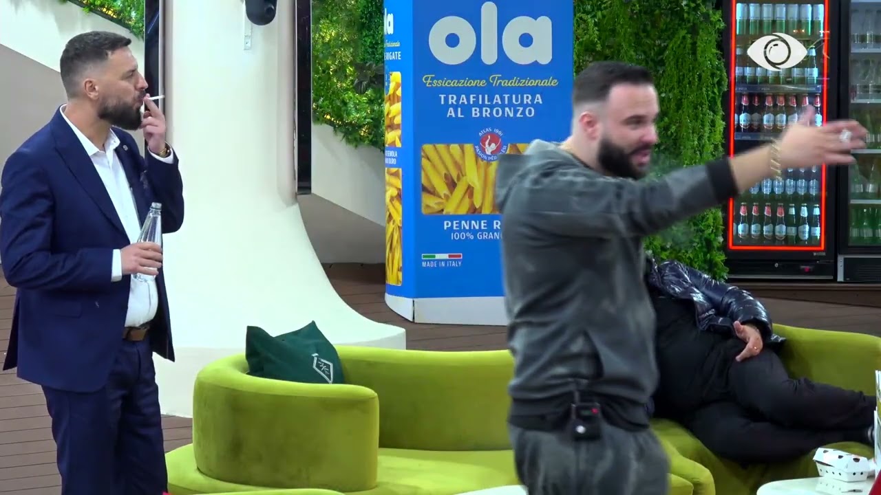 “Je i vetmi njeri që kur bën debat, ikën me vrap”/ Mateo-Mirit: Prandaj nuk përballesh me Gimbon