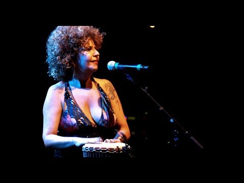 Rita Benneditto  -  Banho de Manjericão