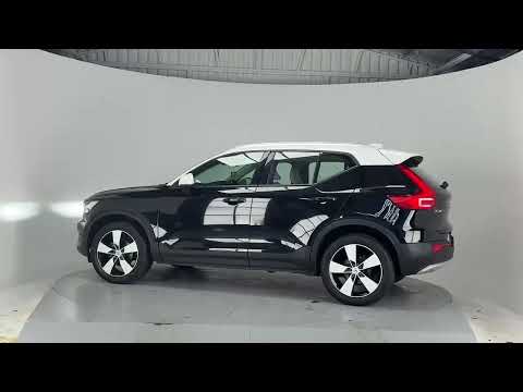 Volvo XC40 T2 MOMENTUM**FRONT HEATED SEATS**HEATED - Image 2