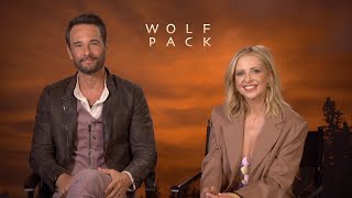 WOLF PACK | ComingSoon.net - Sarah Michelle Gellar & Rodrigo Santoro Interview (26.01.23)