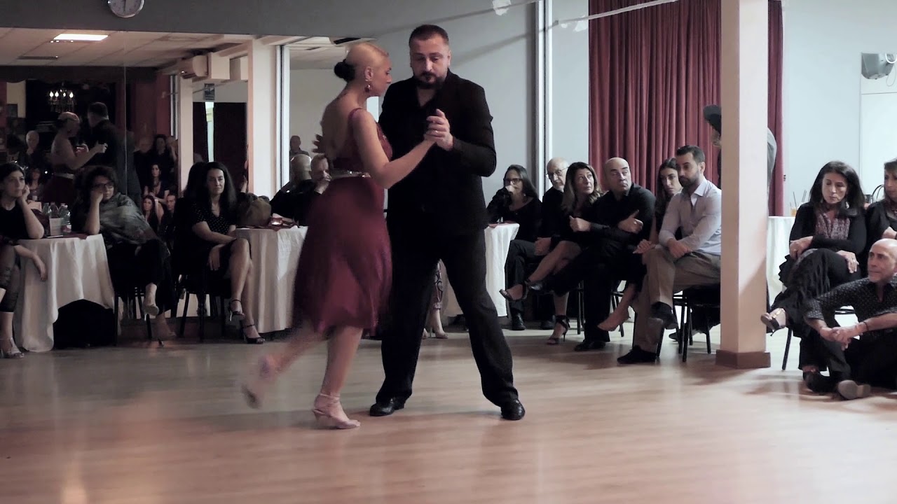 Video thumbnail for Rino Fraina & Graziella Pulvirenti, Following a bird (Chicho e Juana Napoli Long Weekend 2019, 3/4)