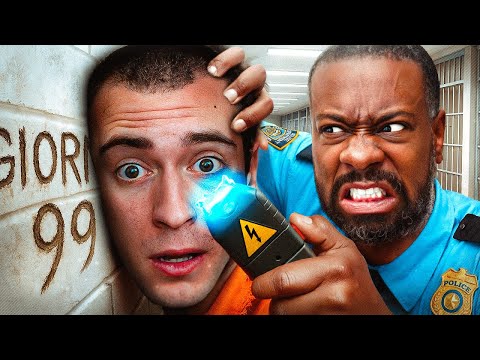 REAGISCO a "SOPRAVVIVI 100 GIORNI in PRIGIONE e VINCI 100.000€" di MRBEAST!!