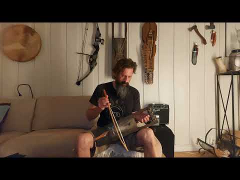 Faravid - Trollvisa i trolltakt Tagelharpa / Bowed horse hair lyre melody