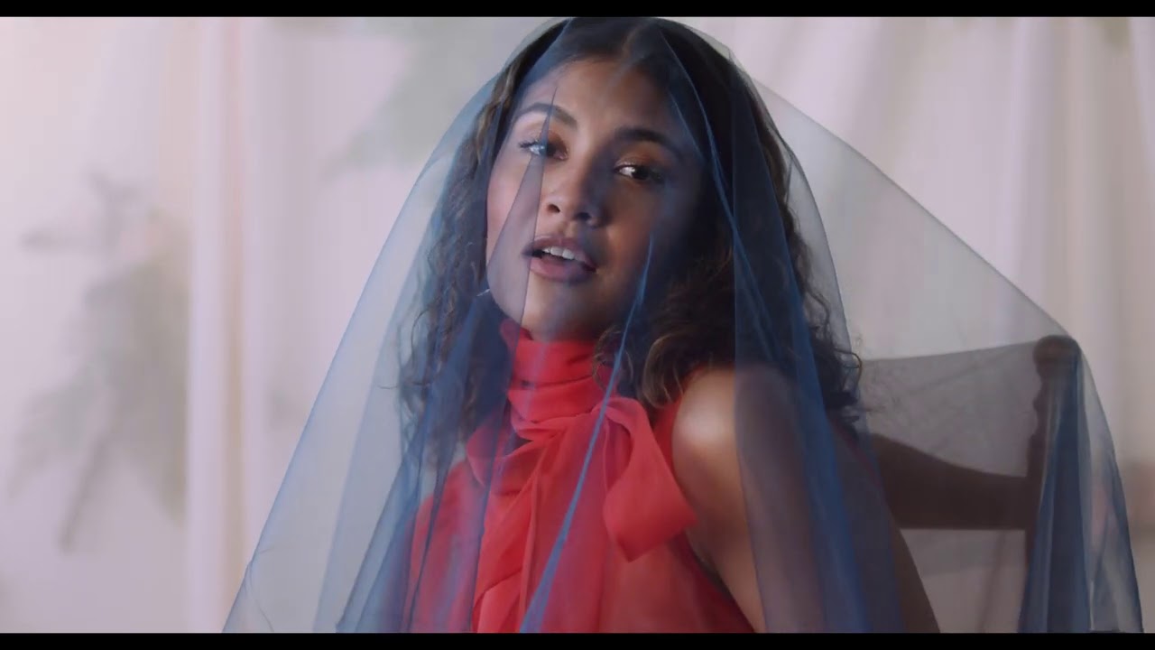 Promotional video thumbnail 1 for Kiana V