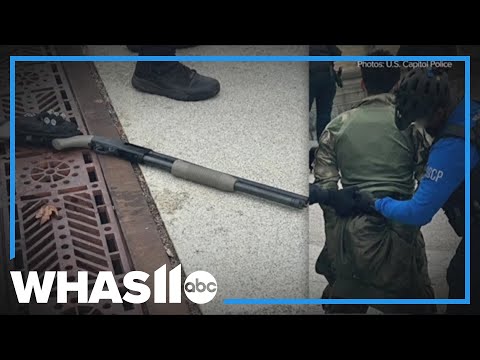 Capitol Police arrest armed teen running toward U.S. Capitol