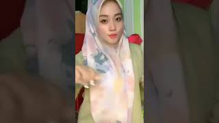 Download lagu Tiktokers viral, @babyca666 Hijab Pamer Payudara BAG. 5 mp3