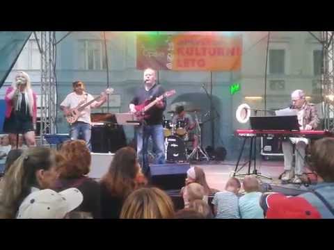 Jaroslav Uhlíř a spol - Jestli to nebude láska - Opava (18.8.2016)