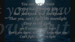 Can't Fight The Moonlight-LeAnn Rimes-Lyrics
