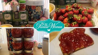 🍓BEST EVER PIONEER WOMAN BREAD MACHINE STRAWBERRY JAM!! DIY HOMEMADE! MY FIRST TIME MAKING JAM!🍓