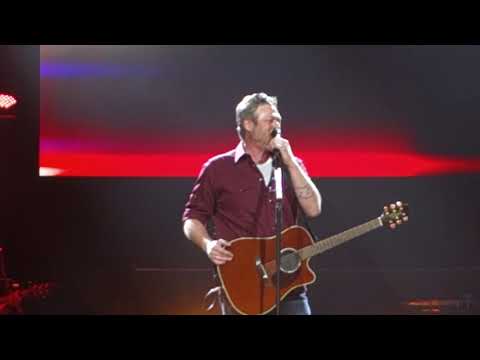 Blake Shelton - Neon Light (03.22.2019)