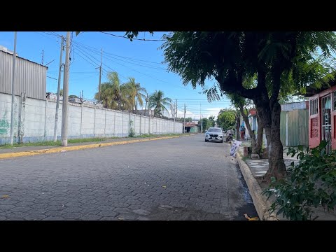 Recorriendo la bella ciudad de Managua, en la tarde