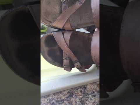 Cleaning suede footbeds - YouTube