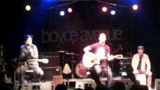 Boyce Avenue live 03.11.2010 Berlin - Dynamite (Taio Cruz)