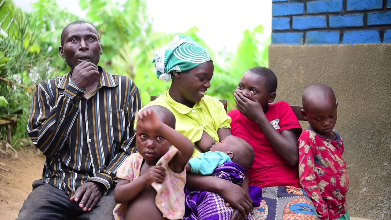 UNHCR is providing a one-time cash assistance upon return to Rwanda, until end of 2017