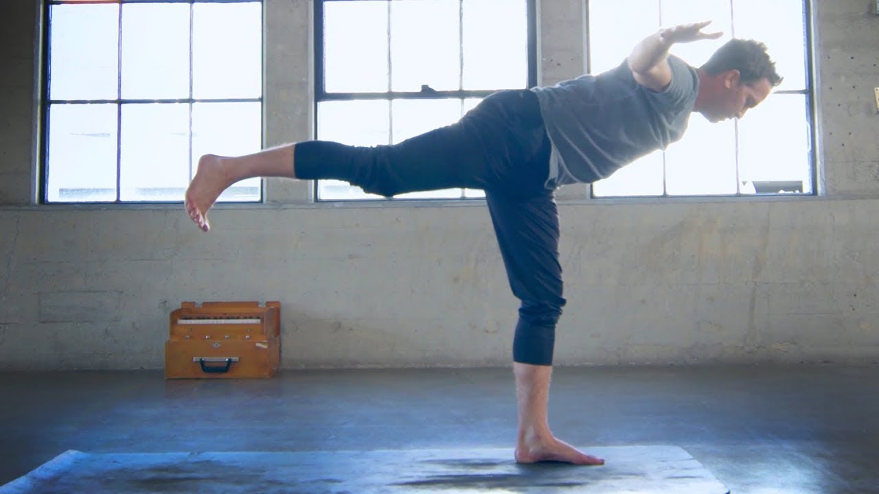 10 Min Power Yoga BALANCE l Flow & Go Series