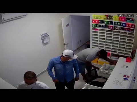 Criminoso se passa por cliente para assaltar loja de celulares em Piracicaba