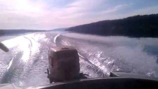 preview picture of video 'Winter cruise in the 1956 Crestliner Viking'