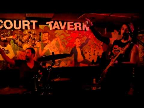 Kid Is Qual - toasting the Qual crowd- Live 8-14-10