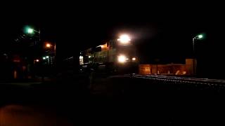 preview picture of video 'BNSF Taconite Train New Albany, MS July 4, 2013'