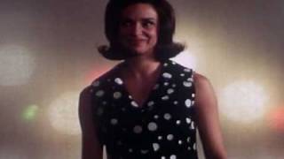 Nite Jewel--Falling Far (music vid)