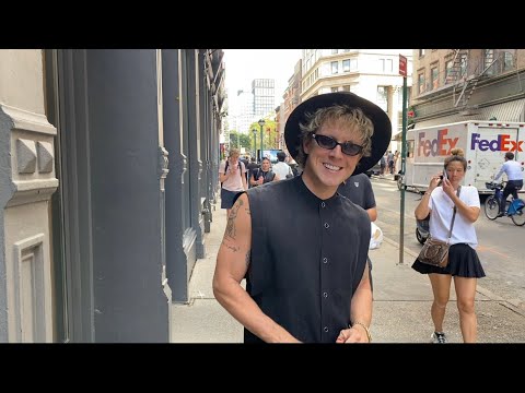 What Are People Wearing In NYC? (EP.39 ) SoHo,Washington Square Park, Time Square EDGY🔥.
