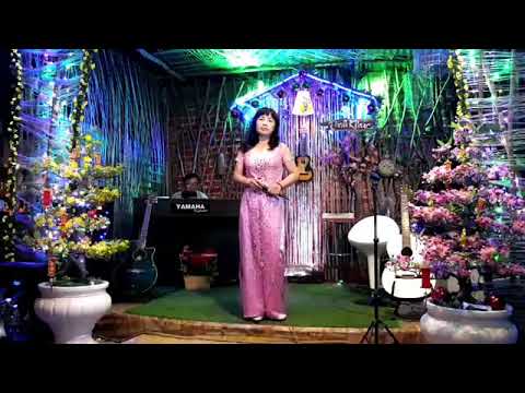 Thể hiện bởi Hoài Mỹ