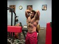 1 Minute of Posing in the Gym