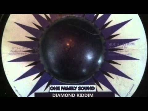 ✦ One Family Sound - Diamond radium (reggae)