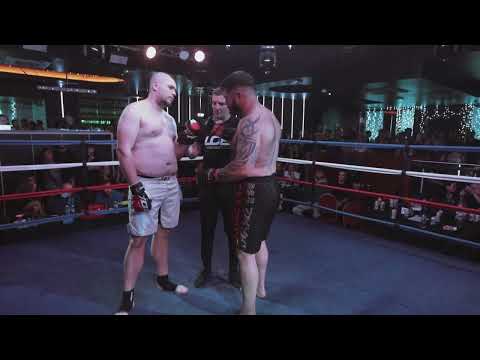 Fight 13 : Oliver VS Richard :   Lionheart Combat Events   Couture Event Venue Stafford 04 11 2022