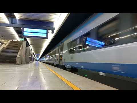 Warszawa Centralna - Pociag PKP EIP Pendolino z Gdynia do Kraków Główny (20.10.2022)